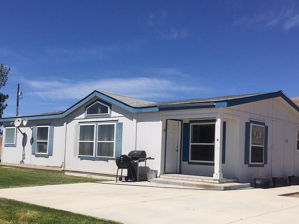 2nd image of 541 Terrett Way