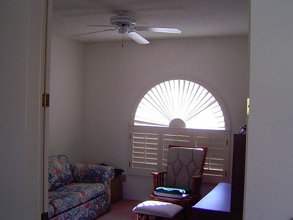 5th image of 1596 E La Costa Dr