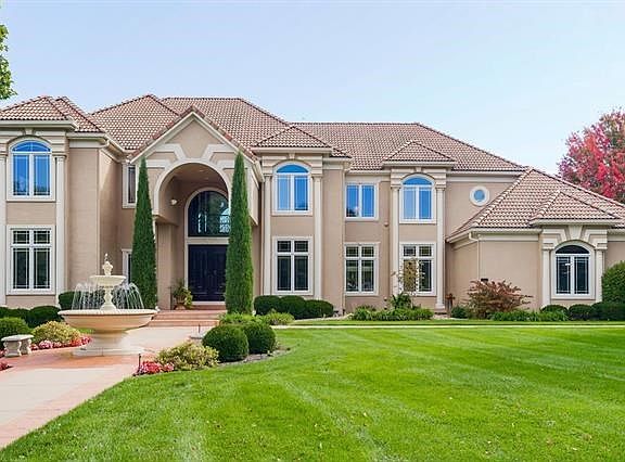 3rd image of 14563 Granada Cir