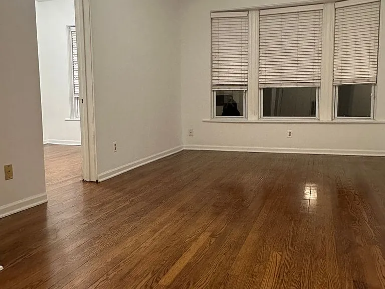 1750 W Belle Plaine Ave #1 — Photo 23