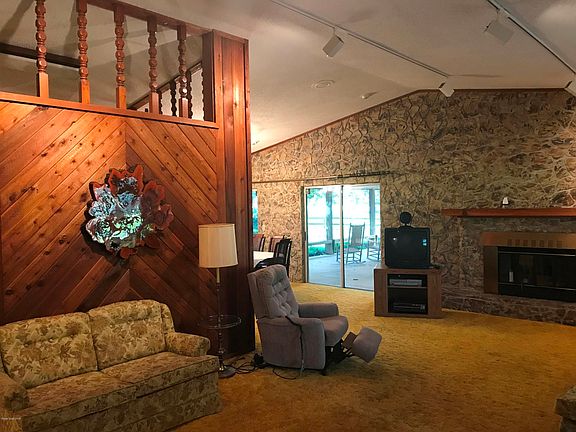 77353866-1C77-43B7-862C-8E1388D25E72