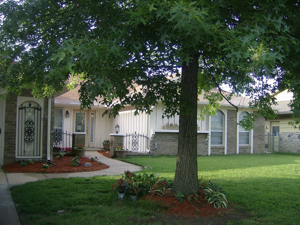 Front yard- Home was built as a Gold Medallion Home in 1969