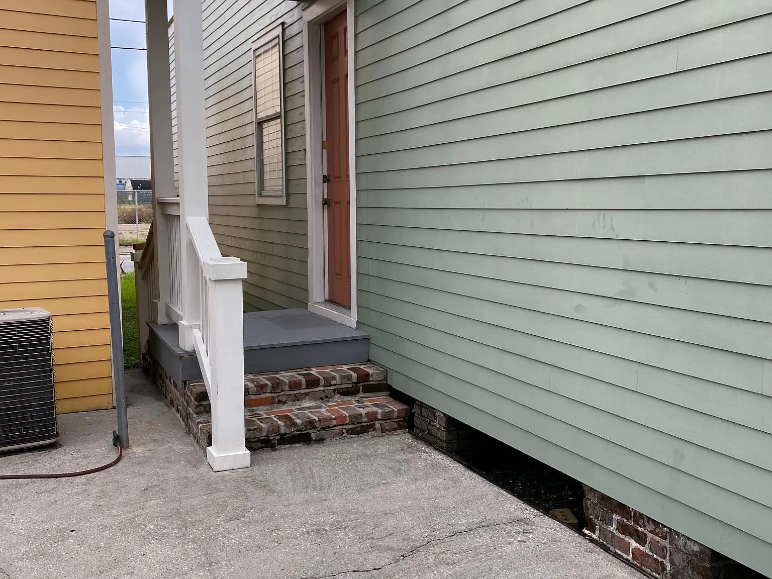 2 bed, 1500 sqft, $1,500 — Photo 3