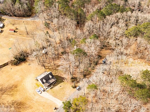 3rd image of 433 10th St SW