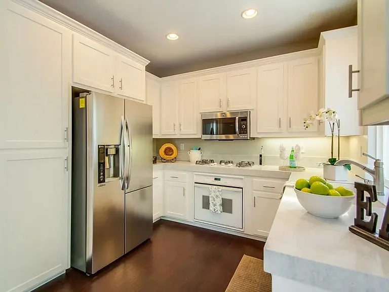 1008 Crystal Springs Pl — Photo 11