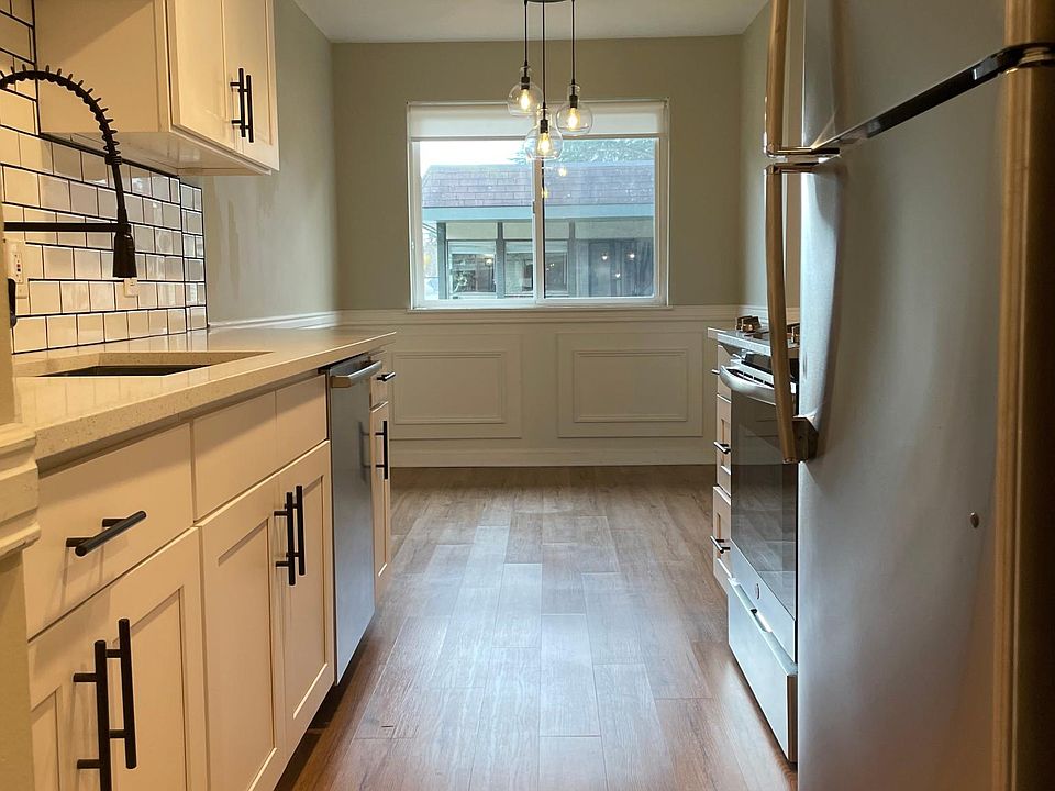 1st image of 18910 8th Ave NW APT 322
