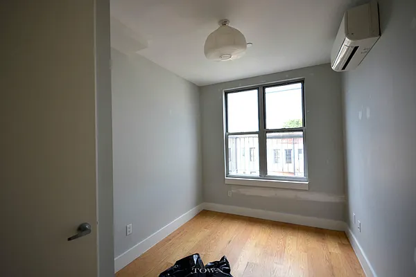 Rented by Town Residential | media 21