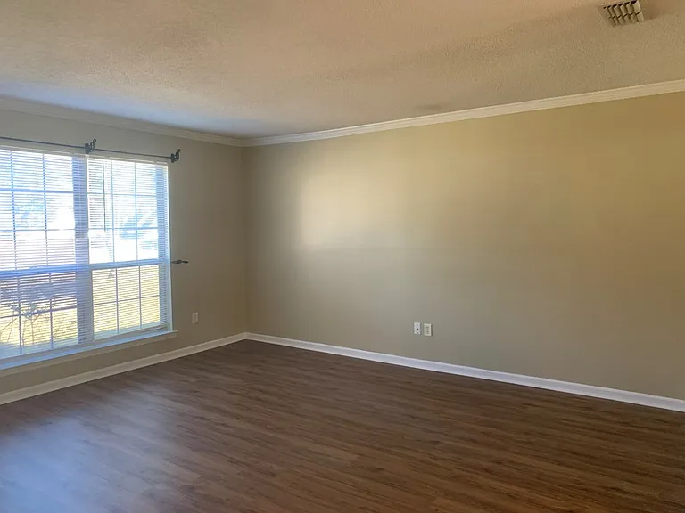 1169 Cumberland Dr — Photo 8