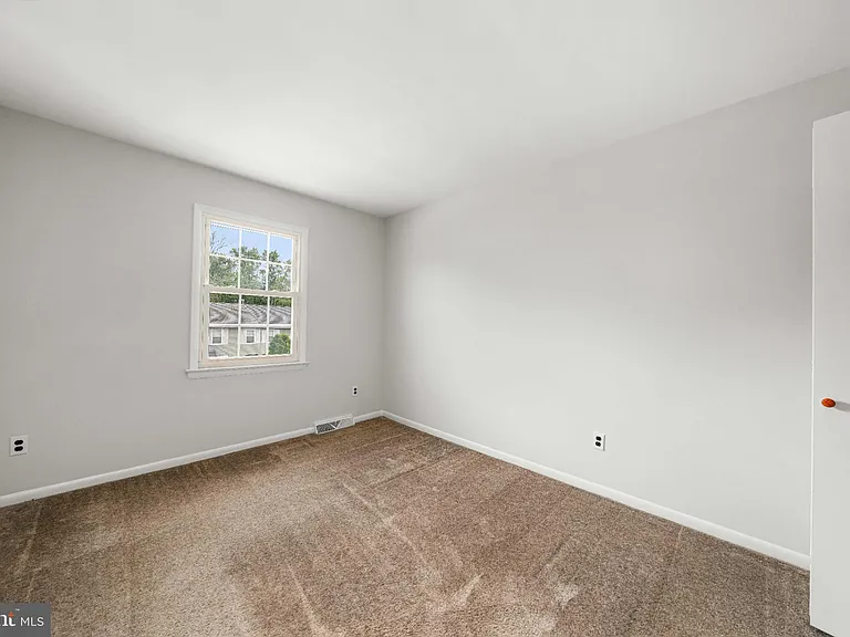 132 E Green Valley Cir — Photo 16