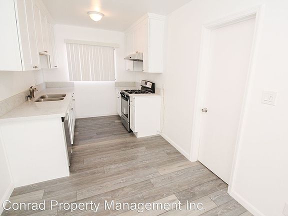 5th image of 943 Myrtle Ave #2