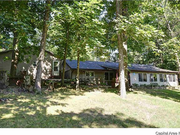 5th image of 18668 Blackhawk Dr