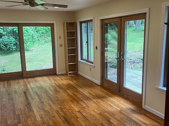 3rd image of 7 Laurel Road