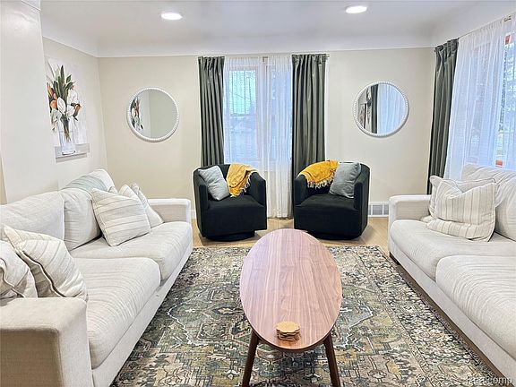 4th image of 11420 E Curtis Rd