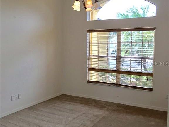 5th image of 3533 Forest Park Dr