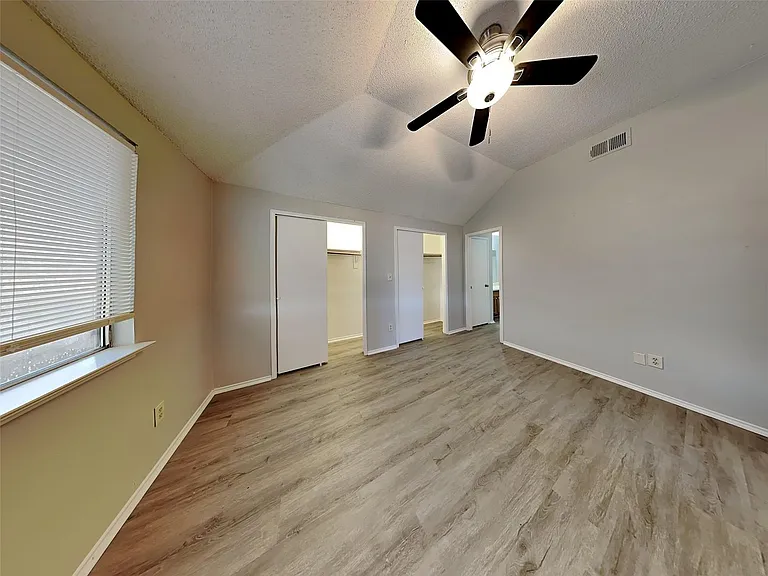 6701 Windwillow Dr — Photo 7