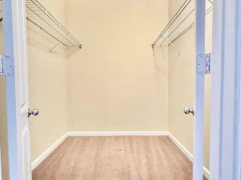 Arbor Place Apartments — Photo 54