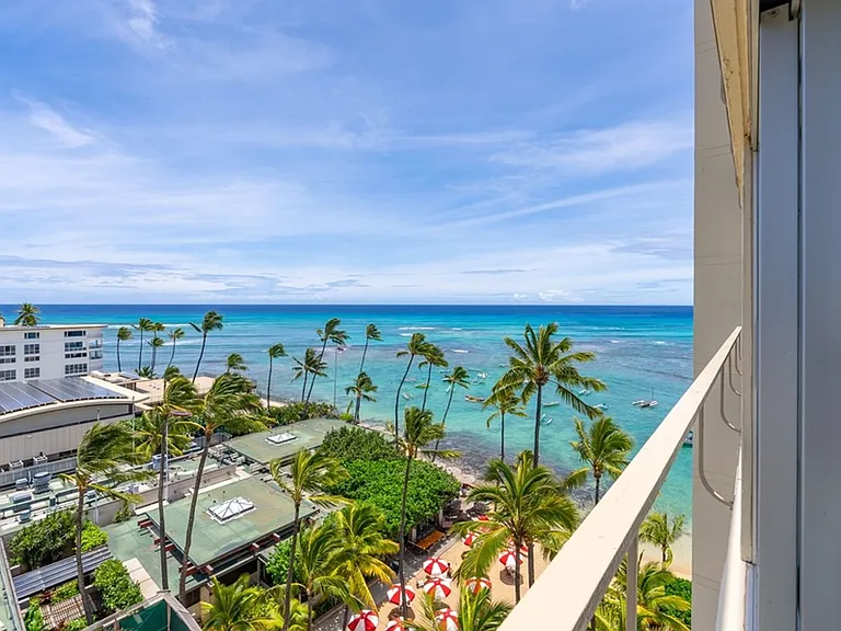2895 Kalakaua Ave #805 — Photo 48