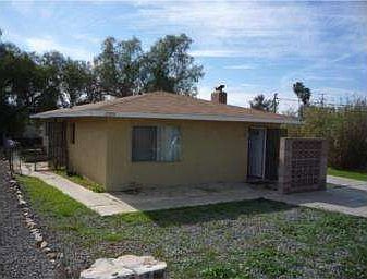1st image of 23935 Elsinore Ln