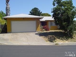 2nd image of 130 Chapman Ct