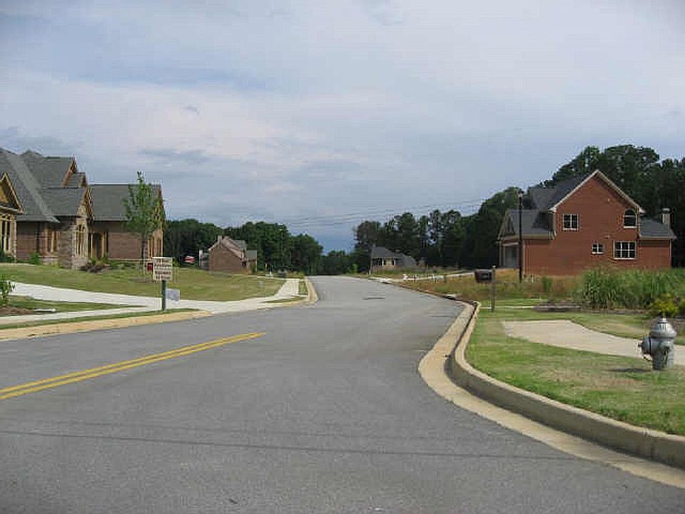 1st image of Anthony Creek Dr