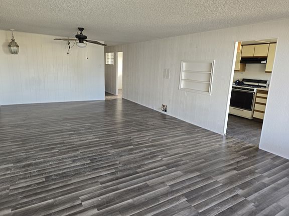 4th image of 3474 S Castle Dr