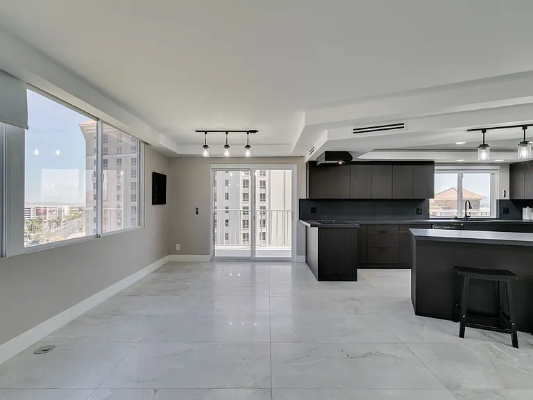 205 E Harmon Ave #1012 — Photo 12