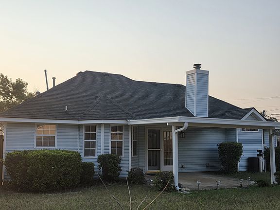 2nd image of 2602 Anacua Way