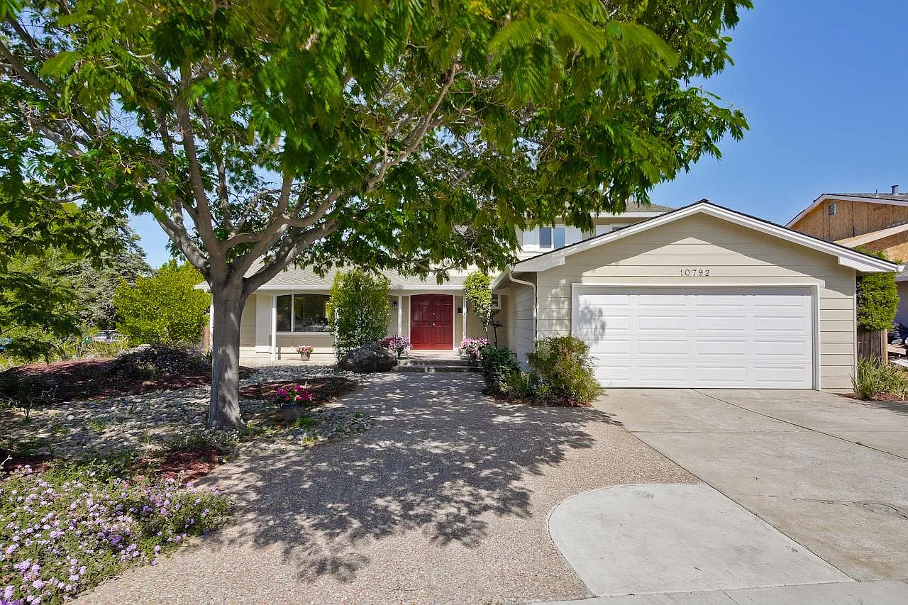10792 Wilkinson Ave photo 1