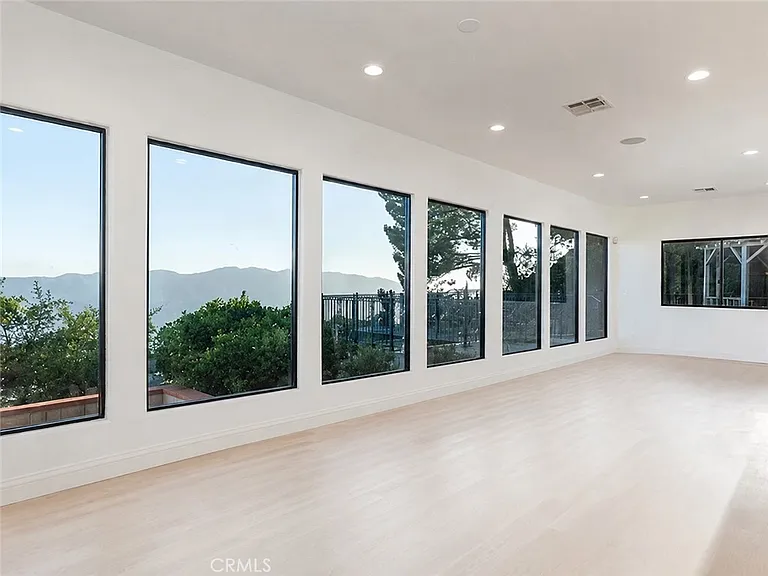 5660 Pine Cone Rd — Photo 11