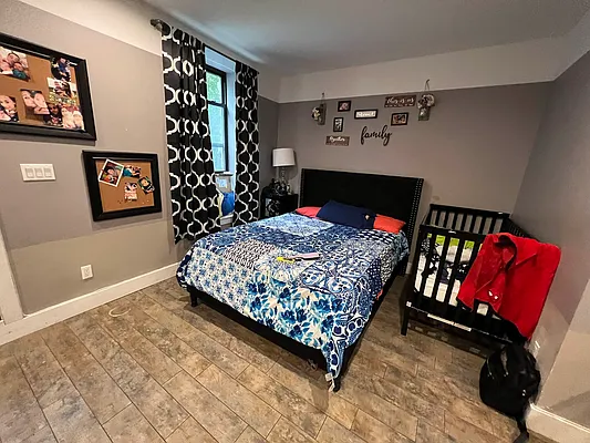 Rented by Delmark Realty LLC | media 78