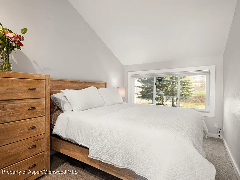 408 Snowmass Club Cir #10 — Photo 13