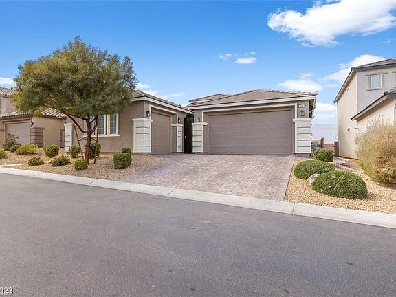 2nd image of 6367 Pochman Mesa St