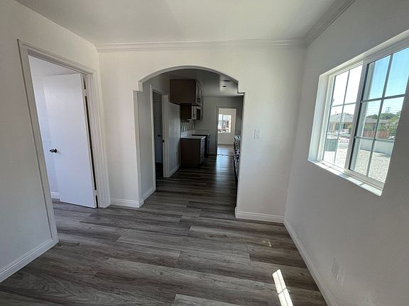 3rd image of 6119 Prospect Ave #6119