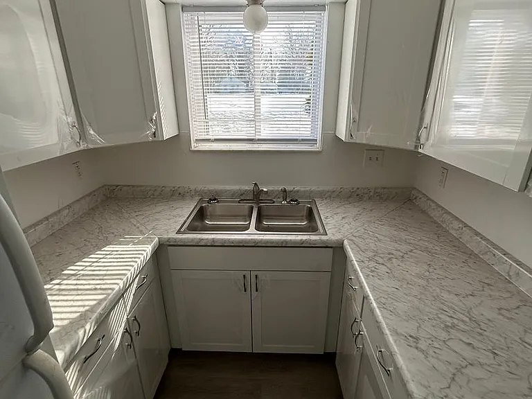 6047 Whiteford Center Rd — Photo 1
