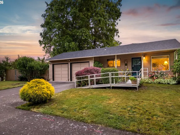 667 SE 5th Ave, Canby, OR 97013