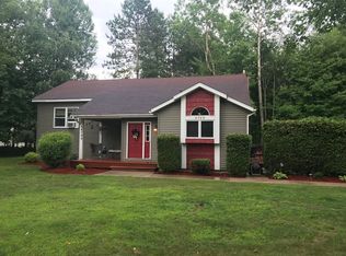 4789 18th Rd, Escanaba, MI 49829