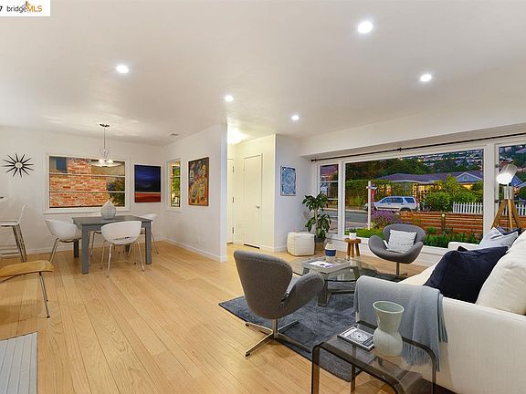 5th image of 4247 Gregory St