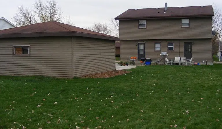 138 Marcella St — Photo 14