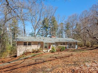 11 N Marley Dr, Flat Rock, NC 28731