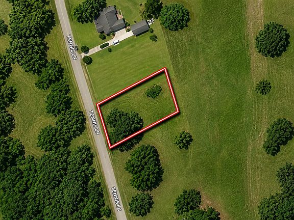5th image of 1318 Tennis Ln