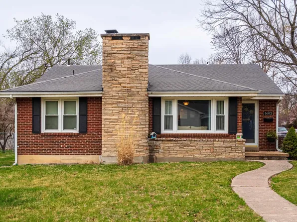 1602 W 13th St, Sedalia, MO 65301