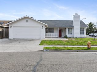 1189 Santa Monica Ave, Tulare, CA 93274