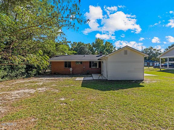 4th image of 507 Cardinal Drive