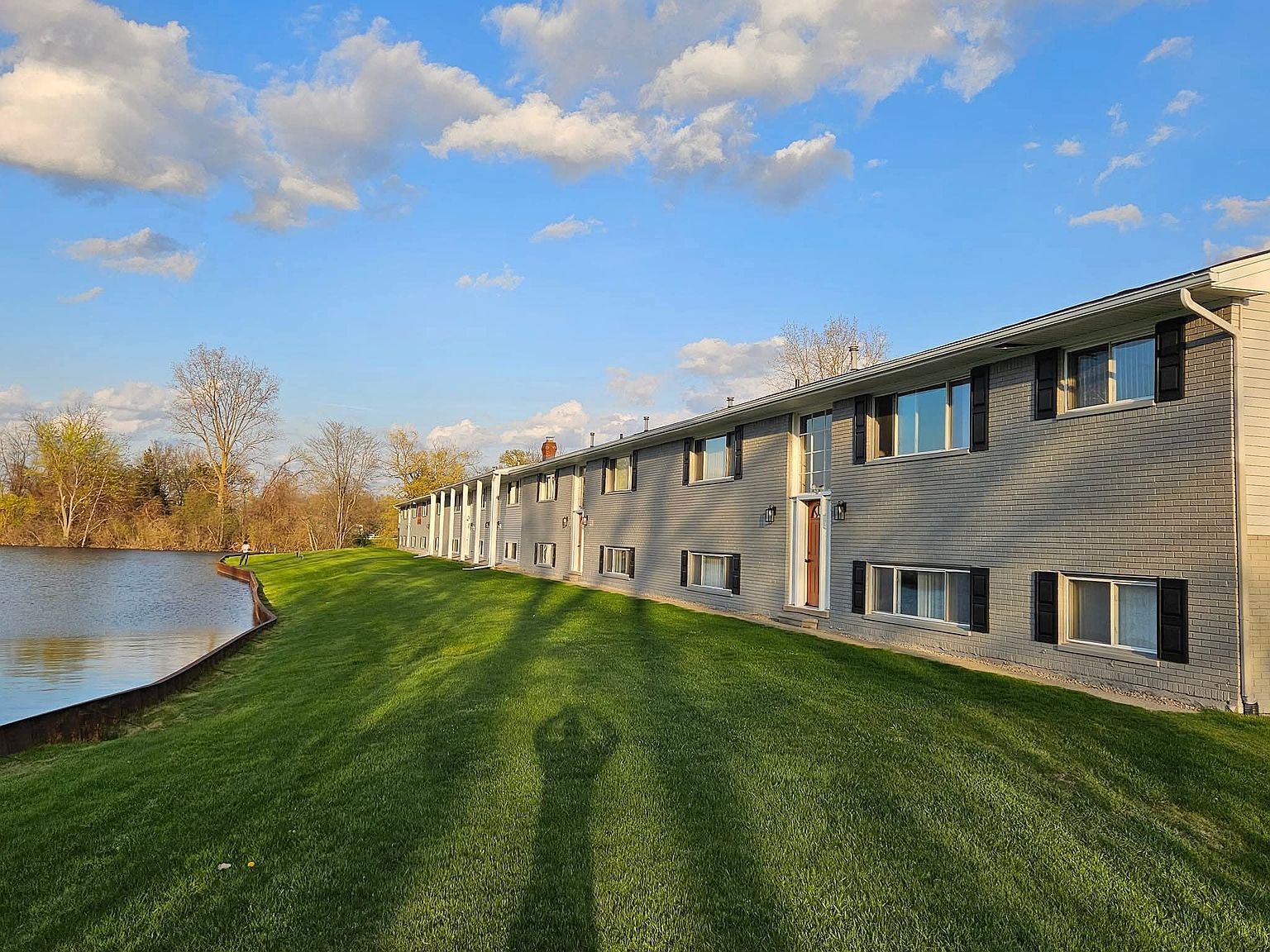 8200 Pontiac Lake Rd Apt 12, White Lake, MI 48386