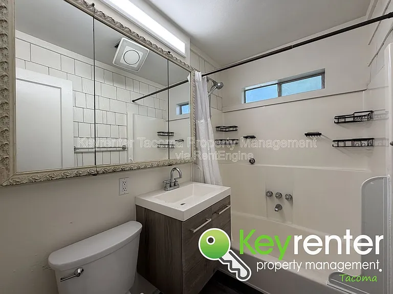5321 N 42nd St — Photo 9