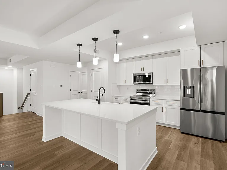 1631 Blacksmith Way #214-B — Photo 11