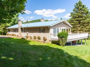 15 Graham Pl, Ellenville, NY 12428