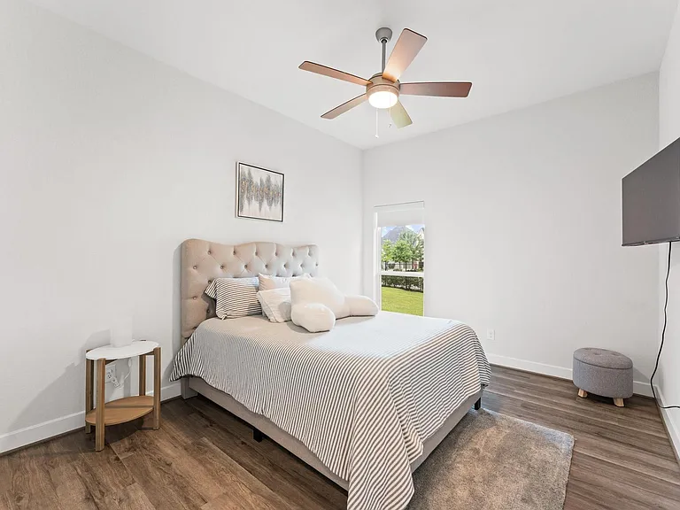 21 Cassena Grove Pl — Photo 15