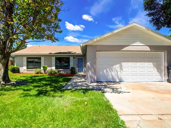 17816 Fallowfield Dr, Lutz, FL 33549