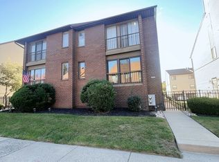9571 James St #A, Philadelphia, PA 19114